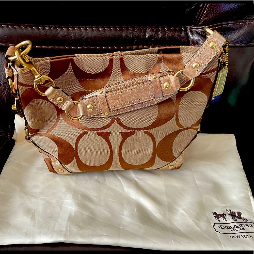 Coach hand bag